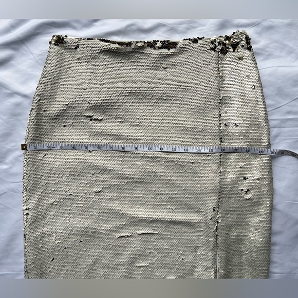 Chelsea & Violet Cream and Gold Flip Sequin Midi Skirt 10 - Picture 11 of 14